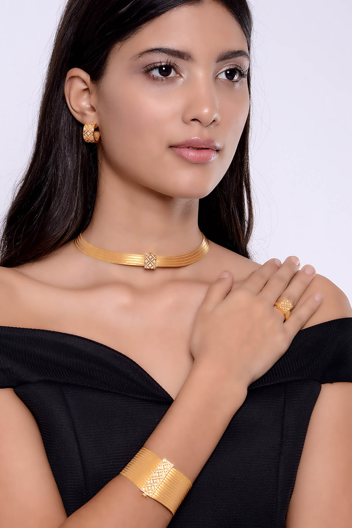 Elegant  15 Bilezik 5 Gerdanlık Hasır Set